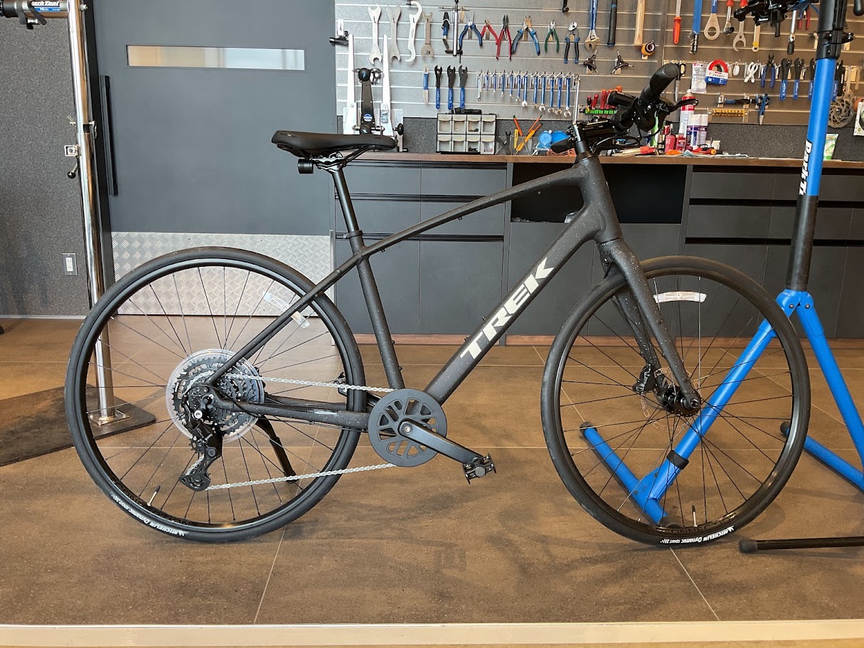 TREK FX2 Gen4 クロスバイク NEWカラーが入荷＆ご納車しました！