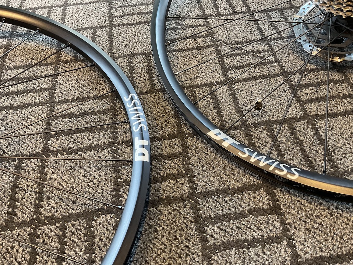 1年間頑張ってくれた相棒(スポーツ自転車通勤号)を大掃除＆消耗品を交換！